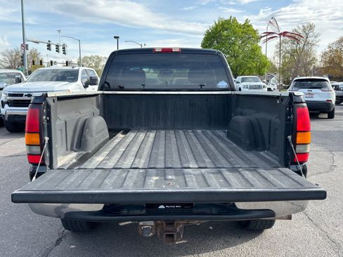 Used 2004 GMC Sierra 1500 SLE w/ Safe And Sound Package AWD/4WD image 11