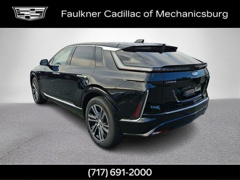 New 2025 Cadillac Lyriq Luxury AWD/4WD image 3