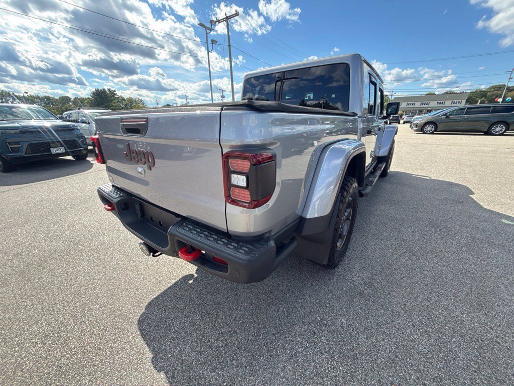 Certified 2021 Jeep Gladiator Rubicon AWD/4WD image 5