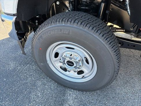 New 2026 Ford F350 XL w/ XL Chrome Package image 6