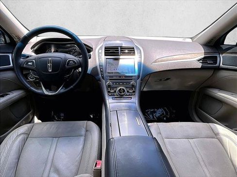 Used 2017 Lincoln MKZ Reserve w/ Climate Package FWD image 16