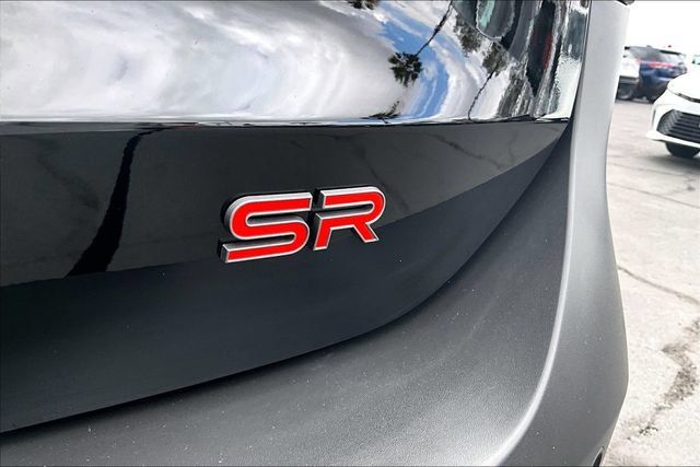 Certified 2025 Nissan Kicks SR FWD image 23