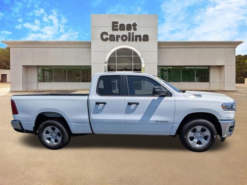 Used 2025 RAM 1500 Tradesman AWD/4WD image 2