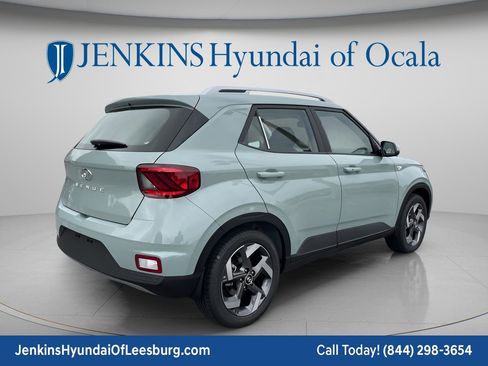 New 2026 Hyundai Venue SEL FWD image 6