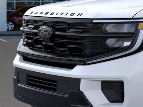 New 2026 Ford Expedition Max Platinum w/ Stealth Appearance Package AWD/4WD image 17