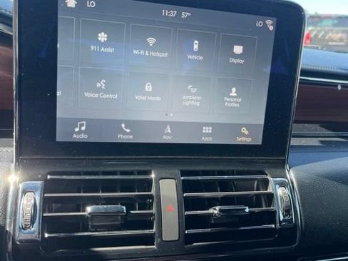 Used 2019 Lincoln Navigator Premiere AWD/4WD image 47