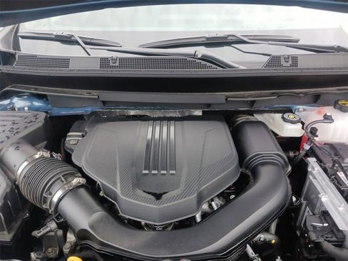 Used 2025 Chevrolet Traverse Z71 w/ Driver Confidence Package image 14