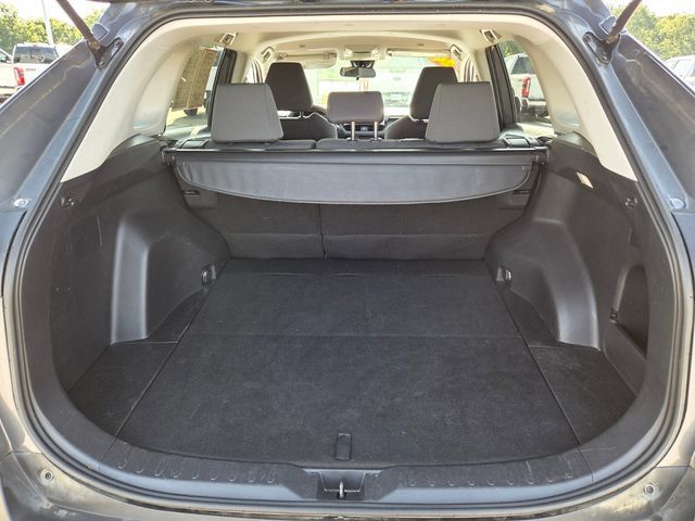 Used 2024 Toyota RAV4 XLE AWD/4WD image 12