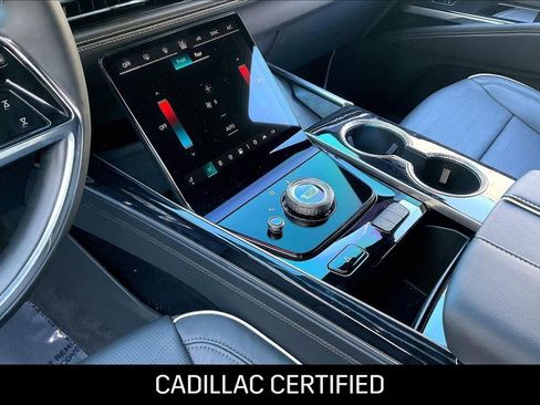 Used 2026 Cadillac Escalade ESV Sport w/ LPO, ONYX Package image 16