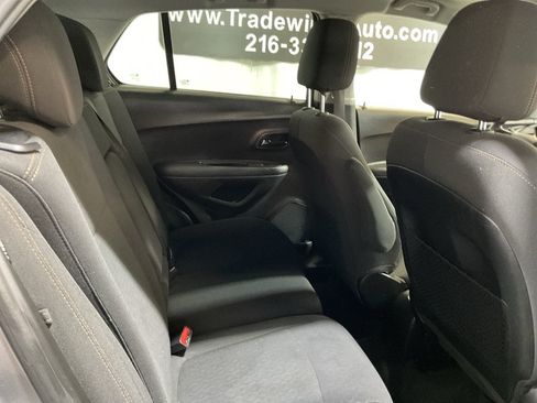 Used 2020 Chevrolet Trax LS w/ Tint and Cruise Package FWD image 32