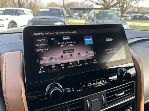 Used 2024 INFINITI QX80 Sensory w/ Cargo Package AWD/4WD image 16