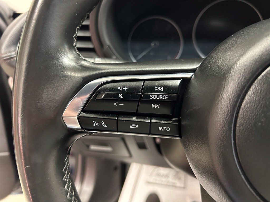 Used 2024 MAZDA MAZDA3 s FWD image 12