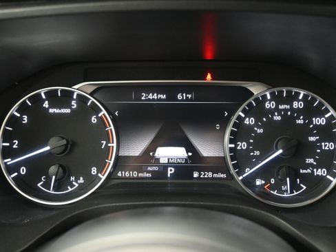 Certified 2024 Nissan Rogue SV image 21