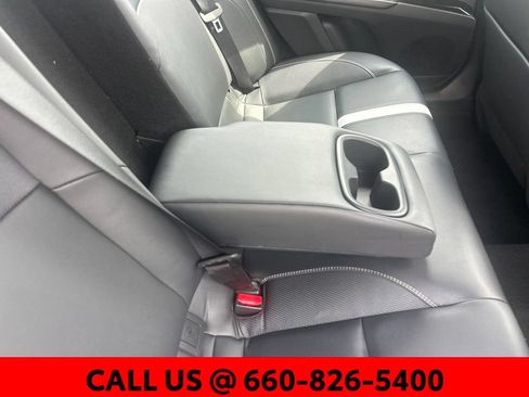 Used 2025 Toyota Camry SE FWD image 9