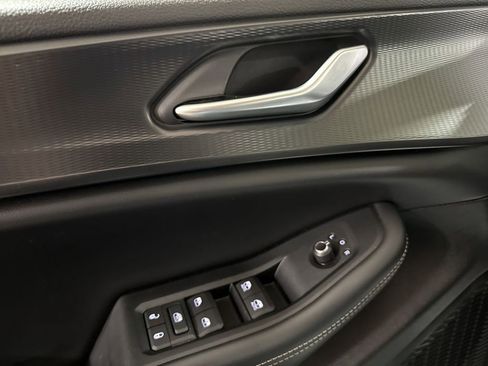 Used 2023 Jeep Grand Cherokee Laredo image 20