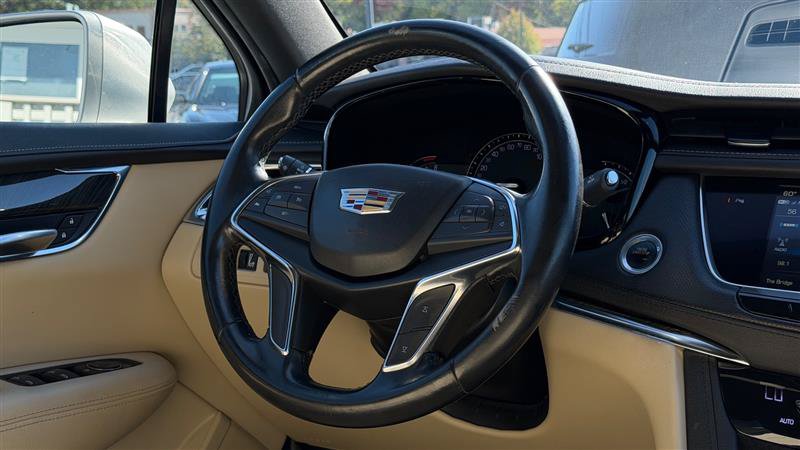 Used 2019 Cadillac XT5 FWD image 27