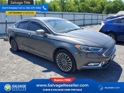 Used 2017 Ford Fusion SE w/ Fusion SE Technology Package AWD/4WD image 5