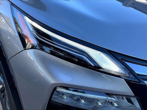 New 2026 Nissan Rogue Platinum w/ Platinum Premium Package image 18