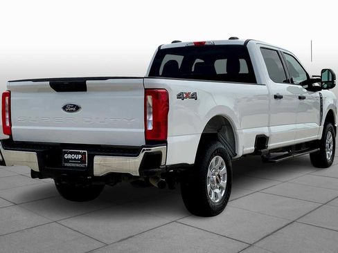 Used 2024 Ford F250 XLT image 12