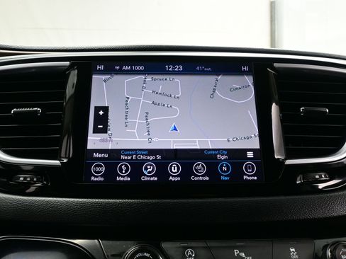 Used 2019 Chrysler Pacifica Touring-L Plus image 21