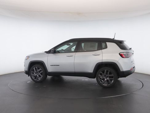 New 2026 Jeep Compass Limited image 4
