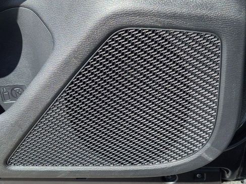 New 2025 Mitsubishi Outlander SE AWD/4WD image 17
