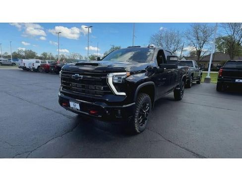 New 2026 Chevrolet Silverado 2500 LT w/ Trail Boss Package AWD/4WD image 3
