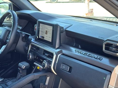 Used 2024 Toyota Tacoma PreRunner w/ TRD Prerunner Upgrade Package image 24