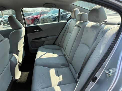 Used 2017 Honda Accord LX image 16