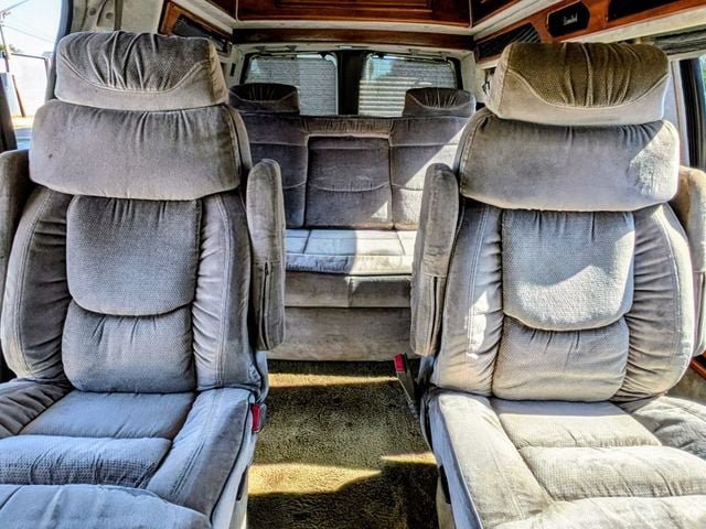 Used 1999 Chevrolet Express 1500 w/ Convenience Pkg RWD image 8