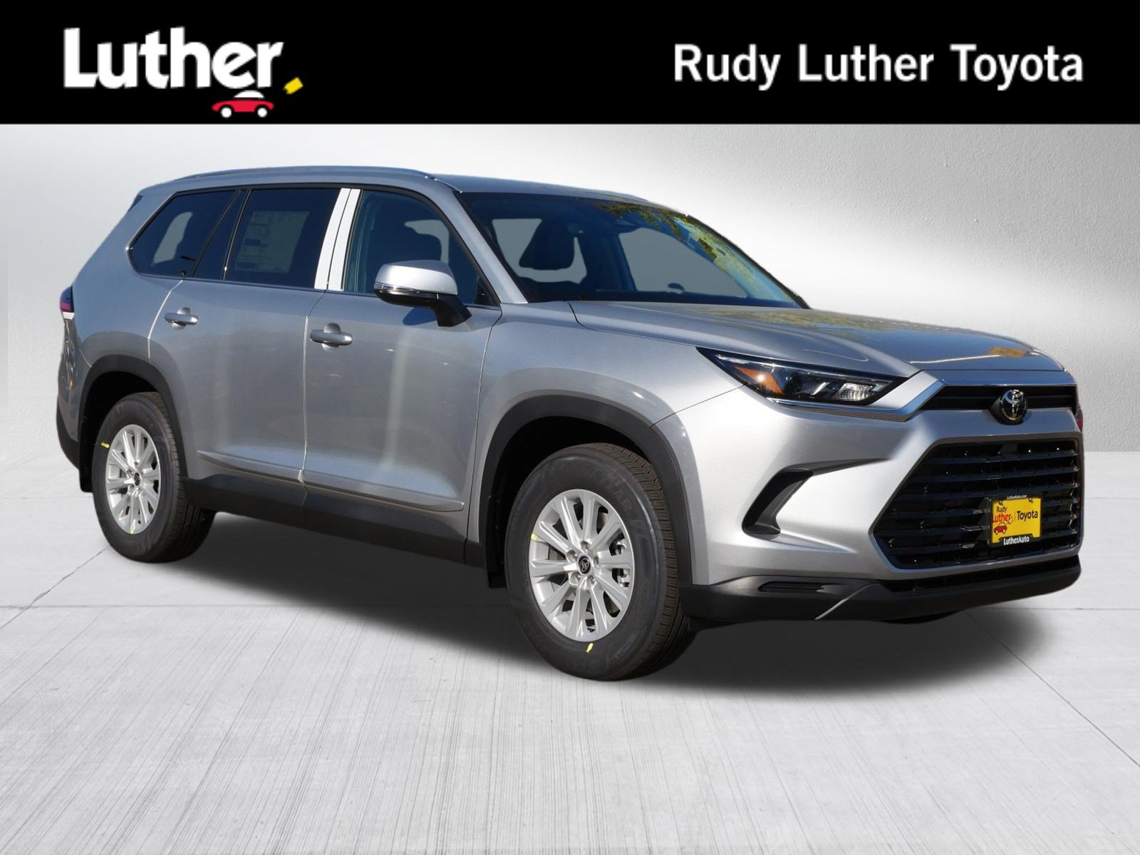 New 2026 Toyota Grand Highlander XLE FWD image 1