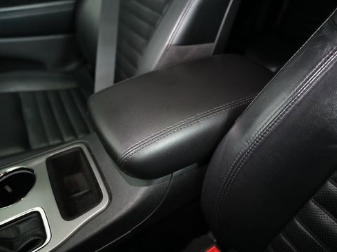 Used 2021 Jeep Grand Cherokee Limited X RWD image 28