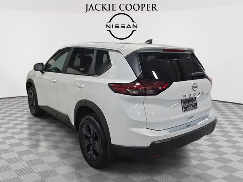 New 2026 Nissan Rogue SV w/ Cold Weather Package image 7