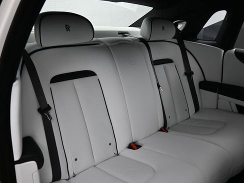 New 2027 Rolls-Royce Ghost Black Badge AWD/4WD image 29
