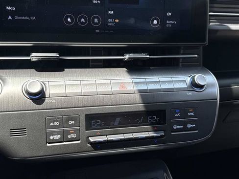 Used 2024 Hyundai Kona SEL FWD image 22