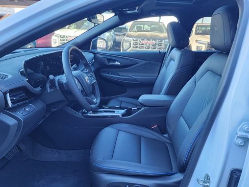 New 2026 Buick Envista Sport Touring image 15