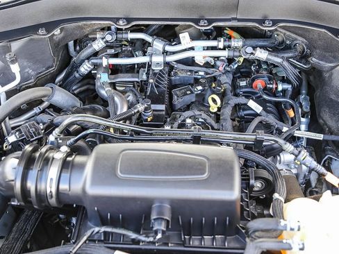 Used 2023 Ford Explorer XLT w/ Equipment Group 202A image 27