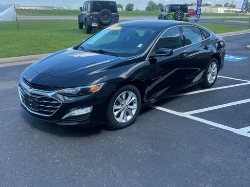 Used 2022 Chevrolet Malibu LT FWD image 3