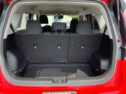 Used 2023 Kia Soul LX w/ LX Technology Package FWD image 25