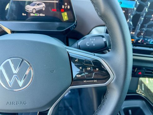 New 2026 Volkswagen ID.4 Pro RWD image 15