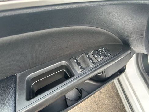 Used 2019 Ford Fusion SE image 13