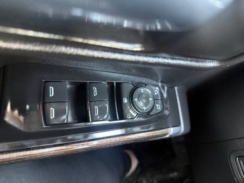 Used 2020 Chevrolet Silverado 1500 LT w/ Texas Edition RWD image 8