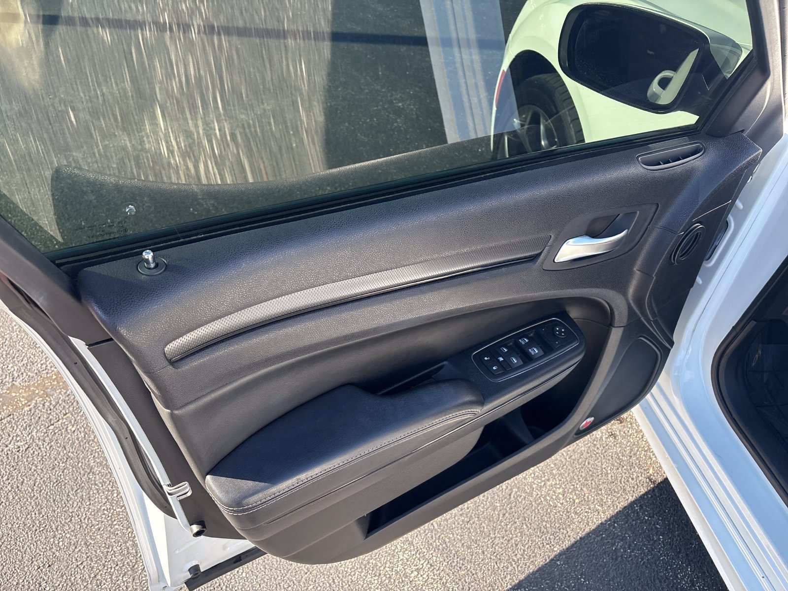 Used 2016 Chrysler 300 S RWD image 11