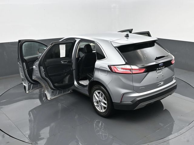Used 2023 Ford Edge SEL AWD/4WD image 25