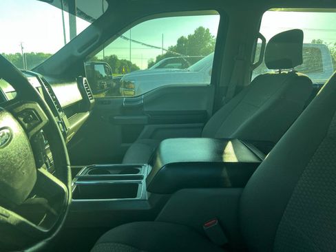 Used 2016 Ford F150 XLT w/ Equipment Group 302A Luxury AWD/4WD image 10