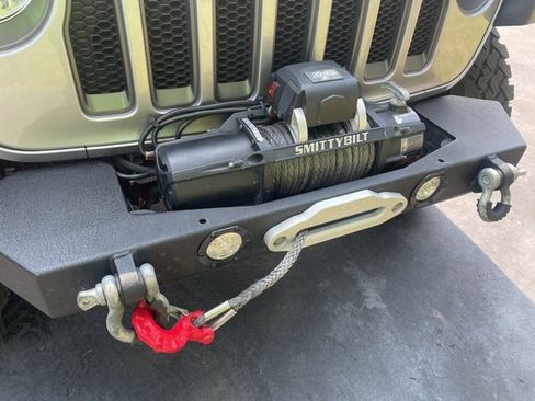 Used 2018 Jeep Wrangler Unlimited Rubicon w/ Safety Group image 10