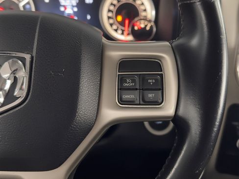 Used 2013 RAM 1500 Laramie w/ Convenience Group image 22