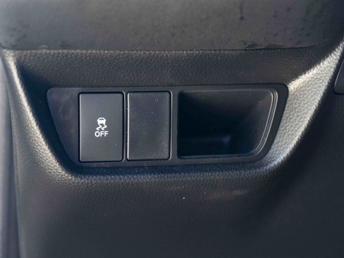 Used 2026 Honda HR-V EX-L image 40