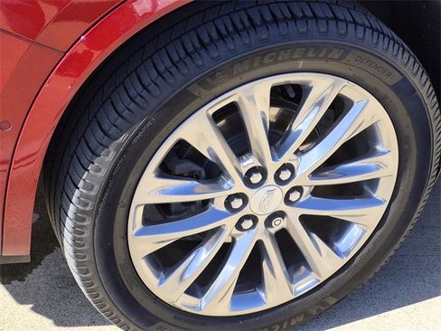 Used 2021 Cadillac XT6 Premium Luxury image 8