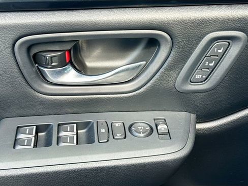 Certified 2025 Honda Pilot EX-L image 16